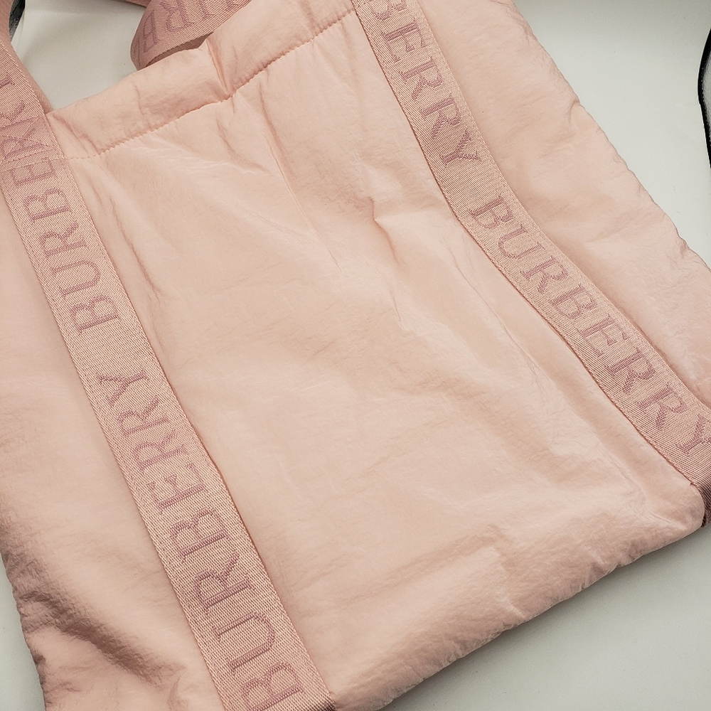 Burberry Light Pink Tote Bag - Picture 9 of 9